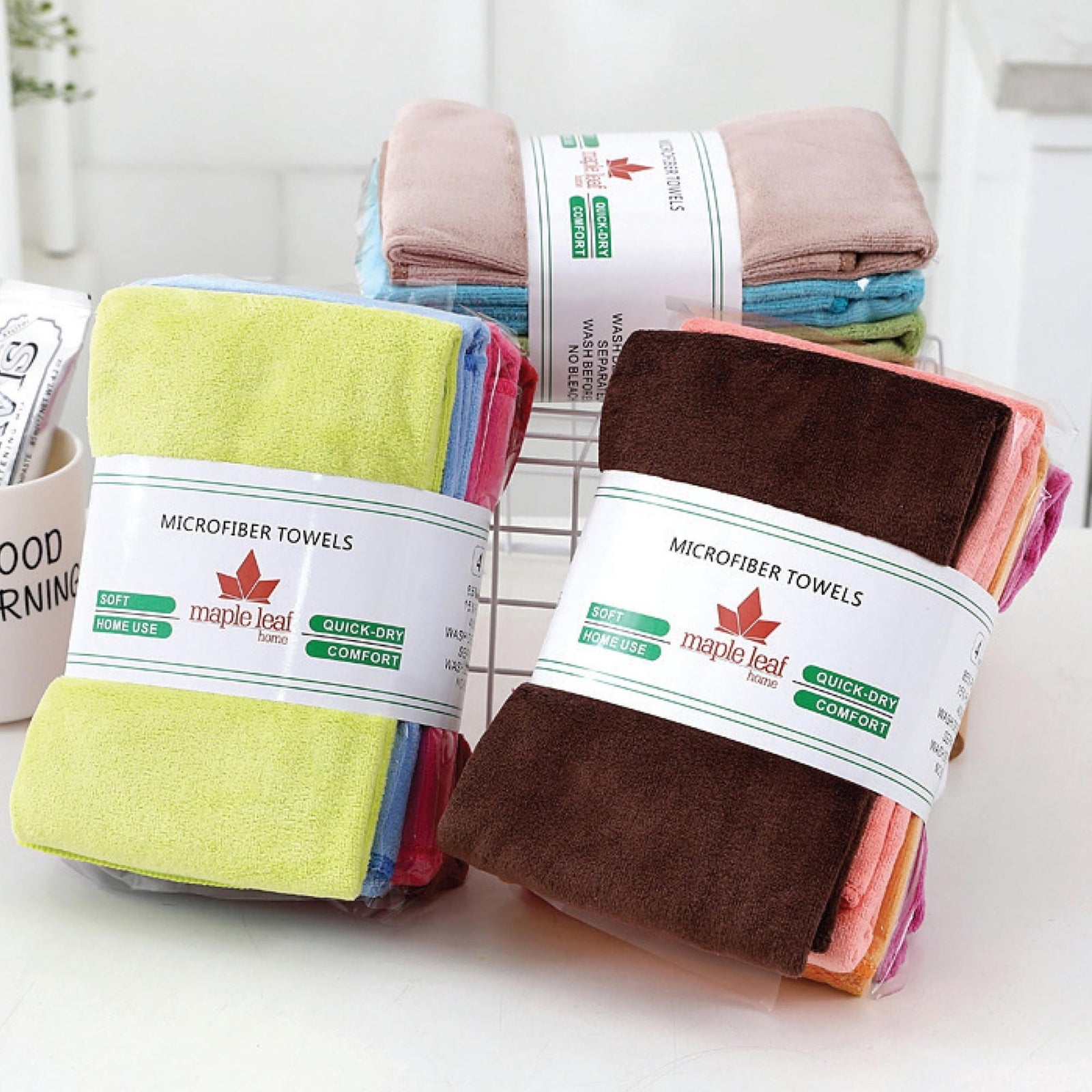 GETIT.QA- Qatar’s Best Online Shopping Website offers MAPLE LEAF MICRO FIBER HAND TOWEL, 4 PCS, 40 X 60 CM, ASSORTED, 7386-A at the lowest price in Qatar. Free Shipping & COD Available!