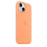 GETIT.QA- Qatar’s Best Online Shopping Website offers APPLE IPHONE 15 SILICONE CASE WITH MAGSAFE, ORANGE SORBET, MT0W3ZM/A at the lowest price in Qatar. Free Shipping & COD Available!