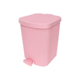 GETIT.QA- Qatar’s Best Online Shopping Website offers LINE RIO KNIT PEDAL BIN 8140 22LTR ASSORTED COLORS at the lowest price in Qatar. Free Shipping & COD Available!