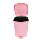 GETIT.QA- Qatar’s Best Online Shopping Website offers LINE RIO KNIT PEDAL BIN 8140 22LTR ASSORTED COLORS at the lowest price in Qatar. Free Shipping & COD Available!