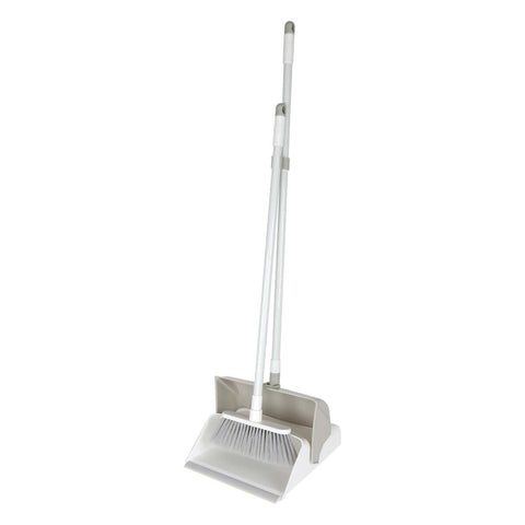 GETIT.QA- Qatar’s Best Online Shopping Website offers SMART KLEAN LONG DUST PAN WITH BRUSH 8511 at the lowest price in Qatar. Free Shipping & COD Available!