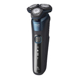 GETIT.QA- Qatar’s Best Online Shopping Website offers PHILIPS WET & DRY ELECTRIC SHAVER S5579/71 at the lowest price in Qatar. Free Shipping & COD Available!