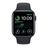 GETIT.QA- Qatar’s Best Online Shopping Website offers APPLE WATCH SE GPS MIDNIGHT ALUMINIUM CASE WITH MIDNIGHT SPORT BAND-- 40 MM-- MNJT3AE at the lowest price in Qatar. Free Shipping & COD Available!