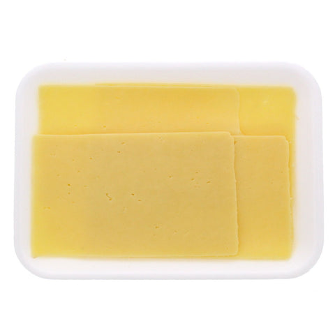 GETIT.QA- Qatar’s Best Online Shopping Website offers ENGLISH MILD CHEDDAR CHEESE 250G APPROX. WEIGHT at the lowest price in Qatar. Free Shipping & COD Available!