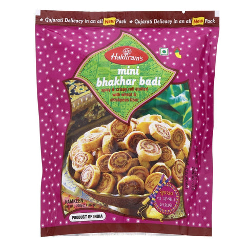 GETIT.QA- Qatar’s Best Online Shopping Website offers HALDIRAM'S MINI BHAKHAR BADI SPICY AND CRISPY ROLL STUFFED WITH WHEAT AND CHICKPEAS FLOUR 200 G at the lowest price in Qatar. Free Shipping & COD Available!